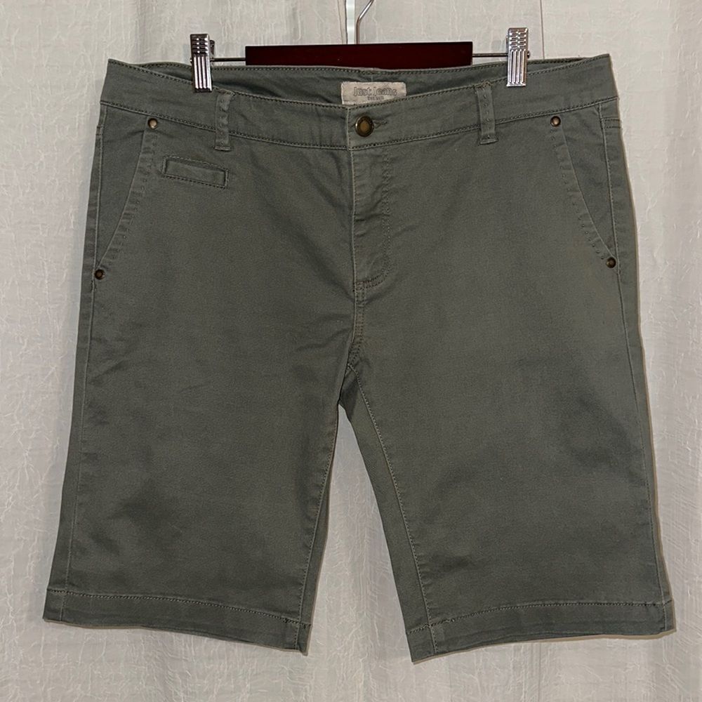 Just Jeans 12 Camo Army Green Cotton Shorts